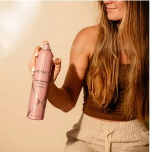 NEXXUS MAXIMUM HOLD FINISHING HAIRSPRAYFOR CONTROL HOLD UNISEX HAIR 10 Oz